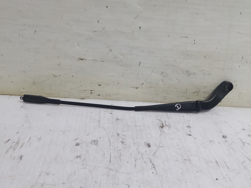 Recambio de brazo limpia delantero derecho para mercedes-benz clase a (w169) a 200 cdi (169.008) referencia OEM IAM A1698200240 