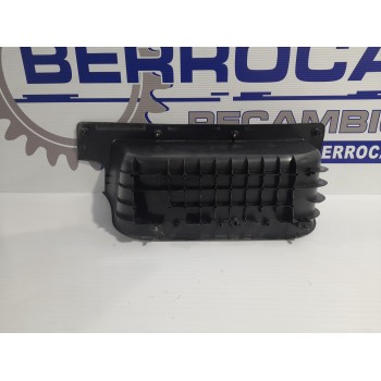 Recambio de moldura interior para iveco daily furgón 2.3 diesel cat referencia OEM IAM 5801869288  