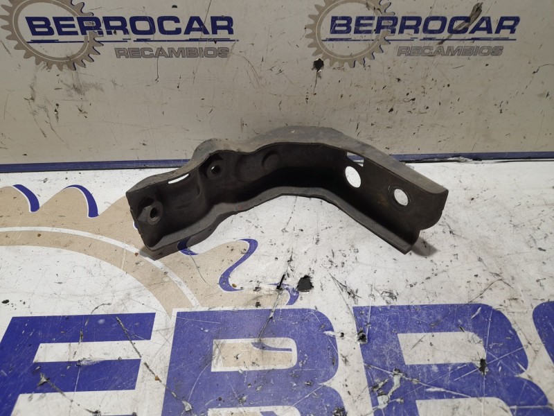 Recambio de soporte para citroën c5 berlina 1.6 16v hdi fap referencia OEM IAM 8200286688  