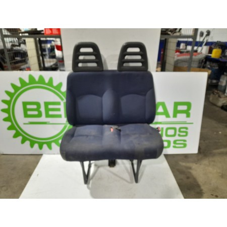 Recambio de asiento delantero derecho para iveco daily caja cerrada (2006 =>) 3.0 diesel referencia OEM IAM 5801457006  