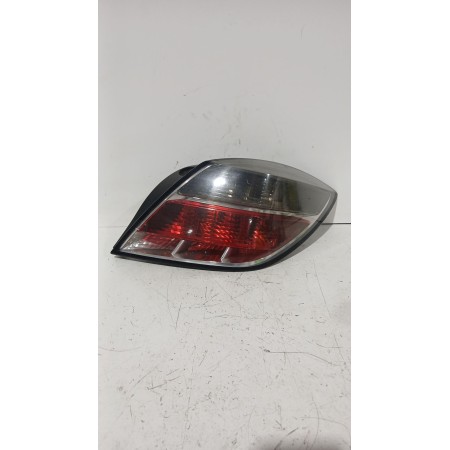 Recambio de piloto trasero derecho para opel astra h gtc (a04) 1.7 cdti (l08) referencia OEM IAM 93190791  