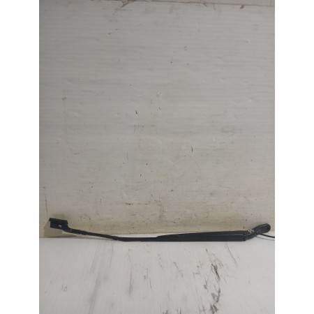 Recambio de brazo limpia delantero derecho para peugeot rifter 1.5 bluehdi 100 referencia OEM IAM 9820344180  