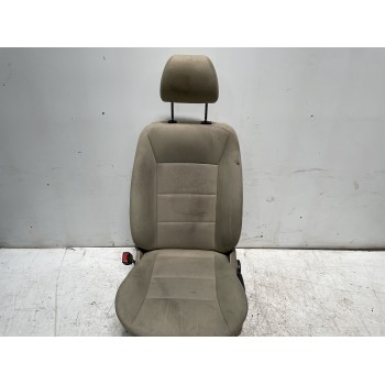 ASIENTO DELANTERO IZQUIERDO A1699100116 