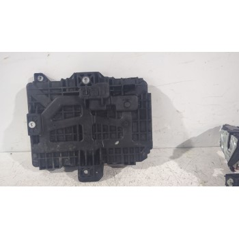 Recambio de soporte bateria para kia ceed (cd) 1.0 t-gdi referencia OEM IAM 37150J7000  