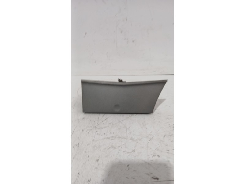 Recambio de cenicero para opel astra h gtc (a04) 1.7 cdti (l08) referencia OEM IAM 331885437  