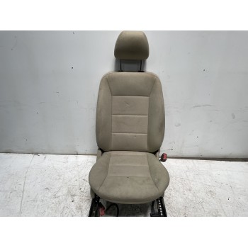 ASIENTO DELANTERO DERECHO A1699100216 