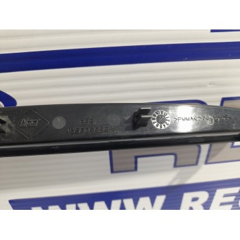 Recambio de luz central de freno para iveco daily furgón 2.3 diesel cat referencia OEM IAM 5801557592  