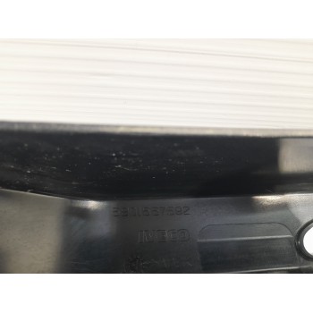 Recambio de luz central de freno para iveco daily furgón 2.3 diesel cat referencia OEM IAM 5801557592  