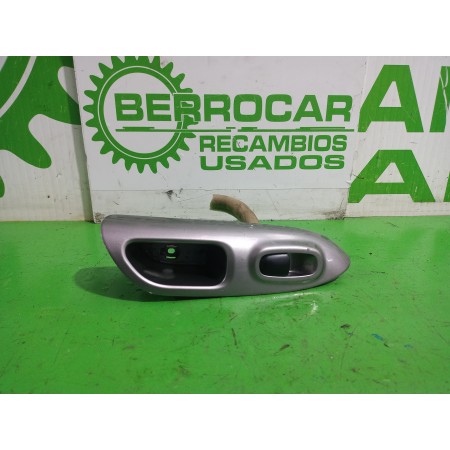 Recambio de mando elevalunas trasero derecho para nissan juke (f15) acenta referencia OEM IAM 829601KA2A  
