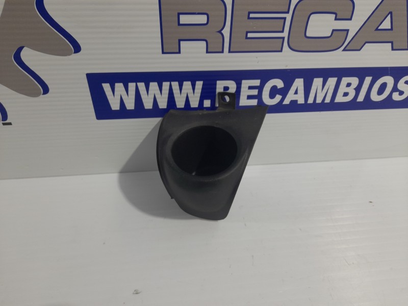 Recambio de posavasos para iveco daily furgón 2.3 diesel cat referencia OEM IAM 5801597897  