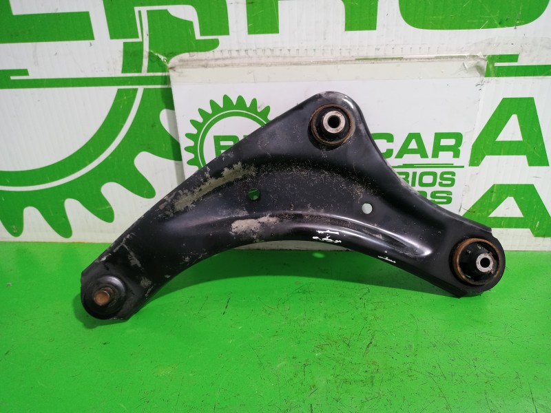 Recambio de brazo suspension inferior delantero izquierdo para nissan juke (f15) acenta referencia OEM IAM 545011KK0A  