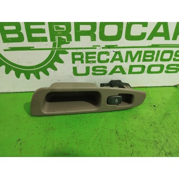 Recambio de mando elevalunas trasero derecho para volvo s40 berlina 1.6 cat referencia OEM IAM 30638711  