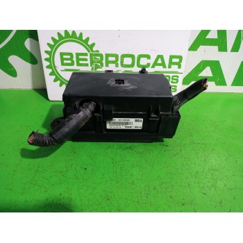 Recambio de caja reles / fusibles para kia sorento 2.5 crdi cat referencia OEM IAM 911603E070  