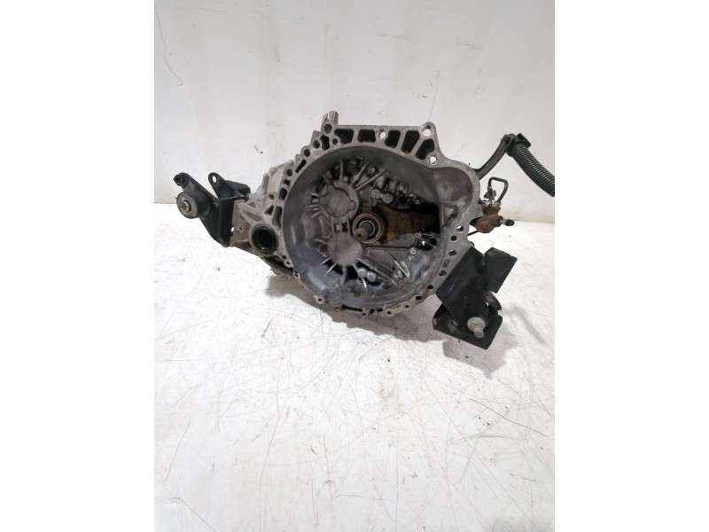 Recambio de caja cambios para toyota avensis sedán (_t25_) 2.0 d-4d (adt250_) referencia OEM IAM 3111520080  