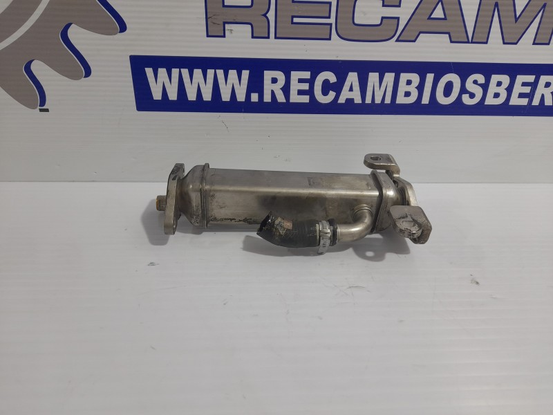 Recambio de enfriador egr para iveco daily furgón 2.3 diesel cat referencia OEM IAM 5801856571  