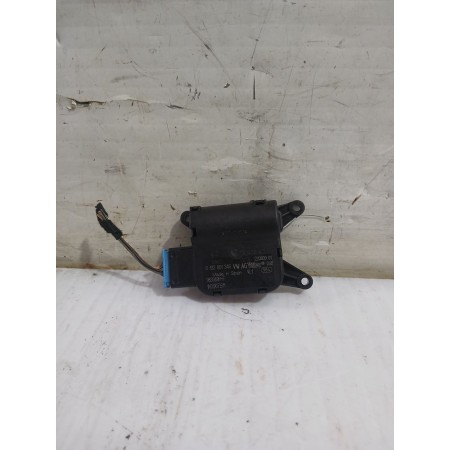 Recambio de motor apertura trampilla para seat leon (1p1) 1.9 tdi referencia OEM IAM 0132801343  