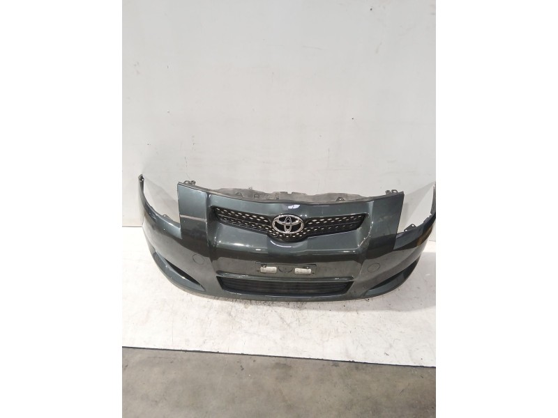 Recambio de paragolpes delantero para toyota auris (_e15_) 1.6 (zre151_) referencia OEM IAM 5211902970  
