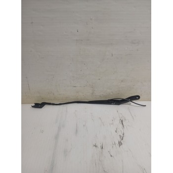 BRAZO LIMPIA DELANTERO IZQUIERDO 9834002580 