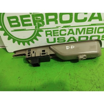 Recambio de mando elevalunas delantero derecho para volvo s40 berlina 1.6 cat referencia OEM IAM 30638703  