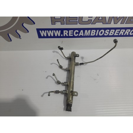 Recambio de rampa inyectora para iveco daily furgón 2.3 diesel cat referencia OEM IAM 580138669  
