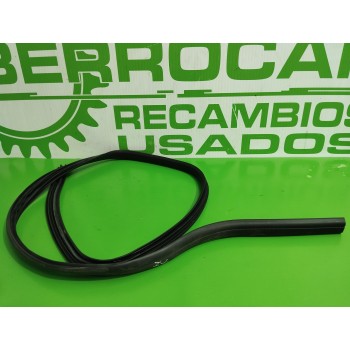 Recambio de gomas contorno puerta para ford focus turn. (cb8) 1.6 tdci cat referencia OEM IAM 1748755  