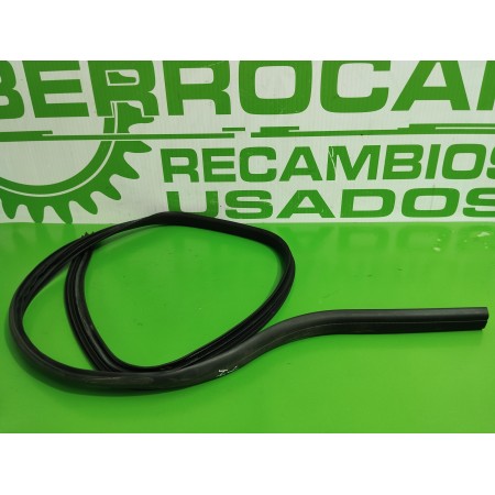 Recambio de gomas contorno puerta para ford focus turn. (cb8) 1.6 tdci cat referencia OEM IAM 1748755  