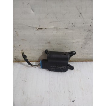 Recambio de motor apertura trampilla para seat leon (1p1) 1.9 tdi referencia OEM IAM 0132801343  