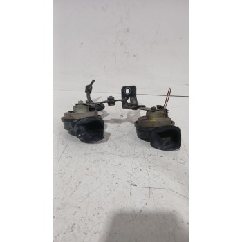 Recambio de claxon para opel astra h gtc (a04) 1.7 cdti (l08) referencia OEM IAM E1000209  