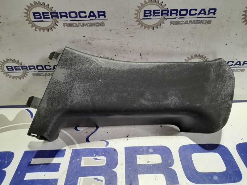 Recambio de moldura lateral para dacia duster (hs_) 1.5 dci 4x4 (hsmc, hsmd) referencia OEM IAM 769340041R  