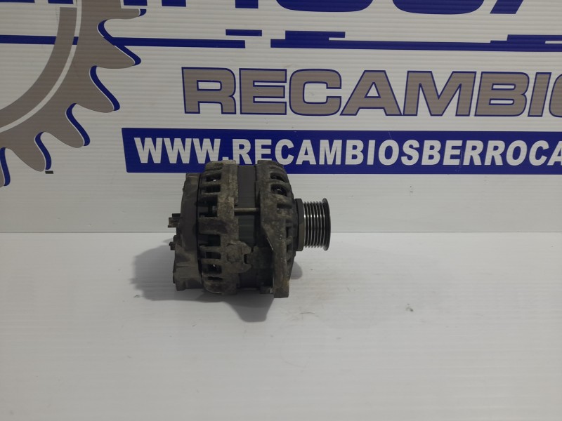 Recambio de alternador para iveco daily furgón 2.3 diesel cat referencia OEM IAM 5801580927  