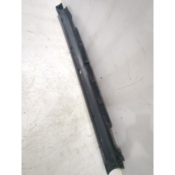 Recambio de faldon lateral para toyota avensis sedán (_t25_) 2.0 d-4d (adt250_) referencia OEM IAM 7585105010  