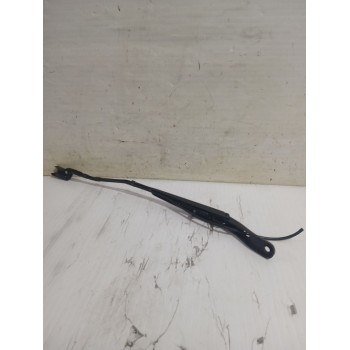 Recambio de brazo limpia delantero izquierdo para peugeot rifter 1.5 bluehdi 100 referencia OEM IAM 9834002580  