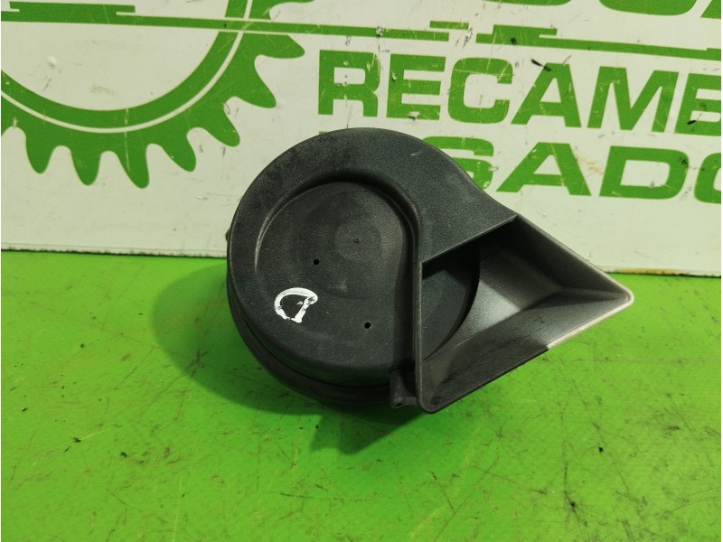 Recambio de claxon para volvo s40 berlina 1.6 cat referencia OEM IAM E1000233  