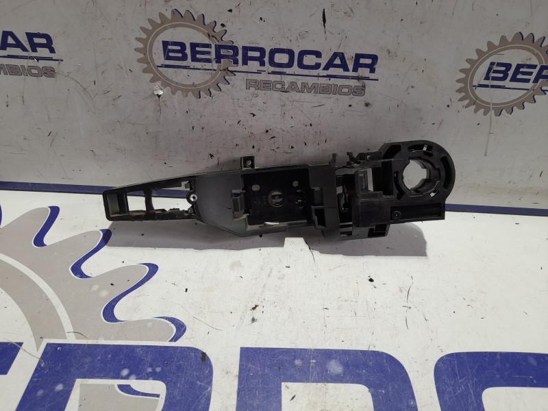 Recambio de soporte maneta para renault kangoo 1.5 dci diesel fap referencia OEM IAM 8200497521  