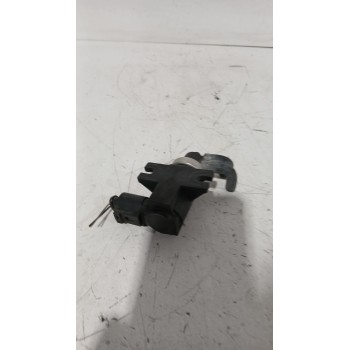 Recambio de valvula aire adicional para volkswagen polo iv sedán (9n2, 9n4) 1.9 tdi referencia OEM IAM 1J0906627  