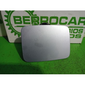 TAPA EXTERIOR COMBUSTIBLE 695113E000 
