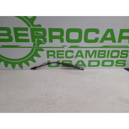 Recambio de brazo limpia delantero derecho para iveco daily caja cerrada (2006 =>) 3.0 diesel referencia OEM IAM 80007697B  