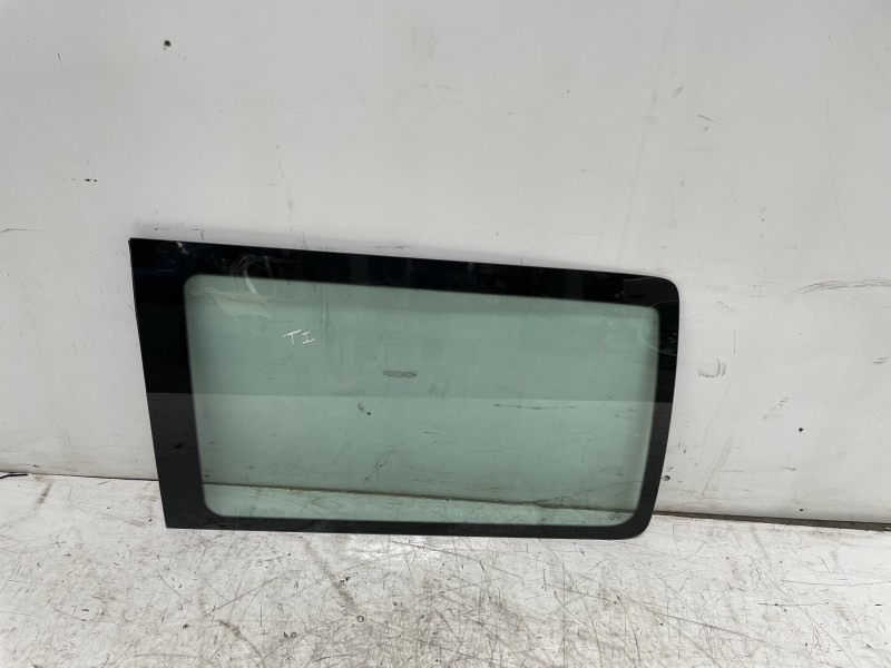 Recambio de luna lateral izquierdo para volkswagen transporter t6 t6 caravelle trendline referencia OEM IAM E000191  