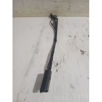 Recambio de brazo limpia delantero izquierdo para peugeot rifter 1.5 bluehdi 100 referencia OEM IAM 9834002580  