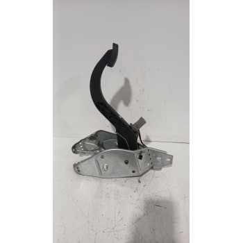 Recambio de pedal embrague para opel astra h gtc (a04) 1.7 cdti (l08) referencia OEM IAM 28870  