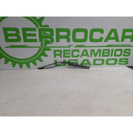 Recambio de brazo limpia delantero izquierdo para iveco daily caja cerrada (2006 =>) 3.0 diesel referencia OEM IAM 80007697B  
