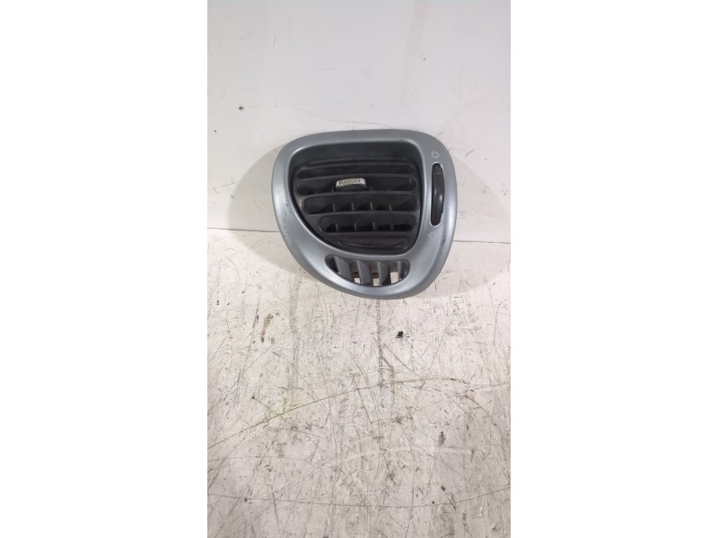 Recambio de aireador derecho para citroën xsara picasso (n68) 1.6 hdi referencia OEM IAM 9631280077  