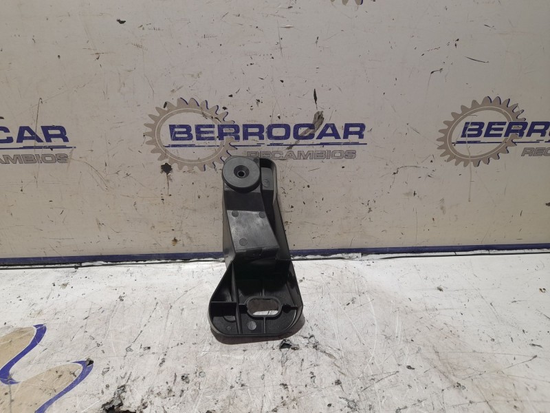 Recambio de soporte para citroën c5 berlina 1.6 16v hdi fap referencia OEM IAM 9683106180  