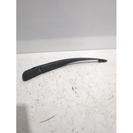 Recambio de brazo limpia trasero para opel zafira a monospace (t98) 2.0 dti 16v (f75) referencia OEM IAM 90582599  