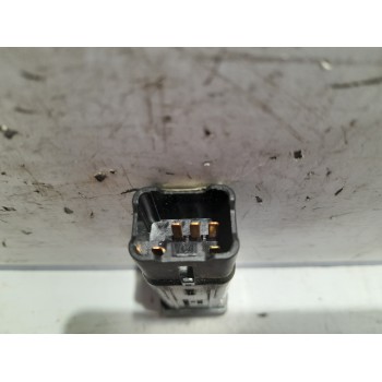 Recambio de interruptor para hyundai getz (tb) 1.1 12v cat referencia OEM IAM 9725922000  