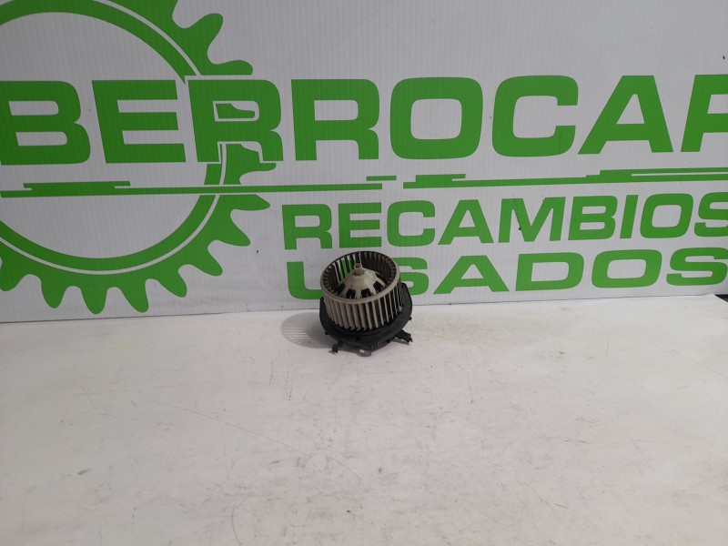 Recambio de ventilador calefaccion para iveco daily caja cerrada (2006 =>) 3.0 diesel referencia OEM IAM 570630200  