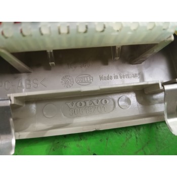 Recambio de luz interior para volvo s40 berlina 1.6 cat referencia OEM IAM 30619701  