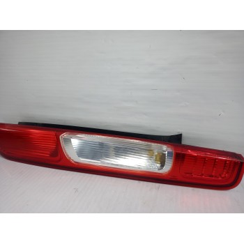 Recambio de piloto trasero derecho para ford focus berlina (cap) trend referencia OEM IAM 1420450  