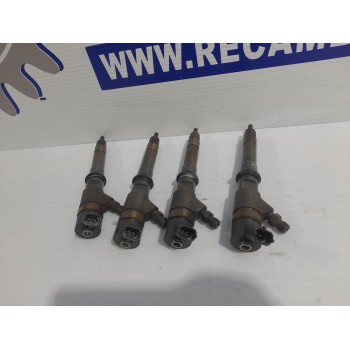 Recambio de inyector para iveco daily furgón 2.3 diesel cat referencia OEM IAM 504389548 UNIDAD  