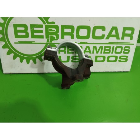 Recambio de soporte transmision para ford focus turn. (cb8) 1.6 tdci cat referencia OEM IAM AV613K305CA  